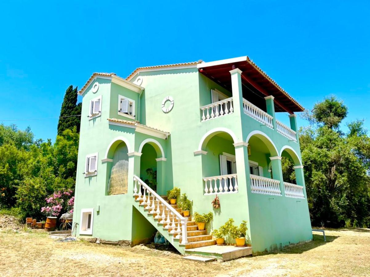 Green Hill House อายีโอส เยออร์ยิโอส ปากอน ภายนอก รูปภาพ