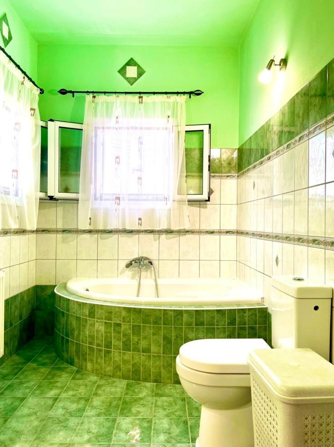 Green Hill House อายีโอส เยออร์ยิโอส ปากอน ภายนอก รูปภาพ